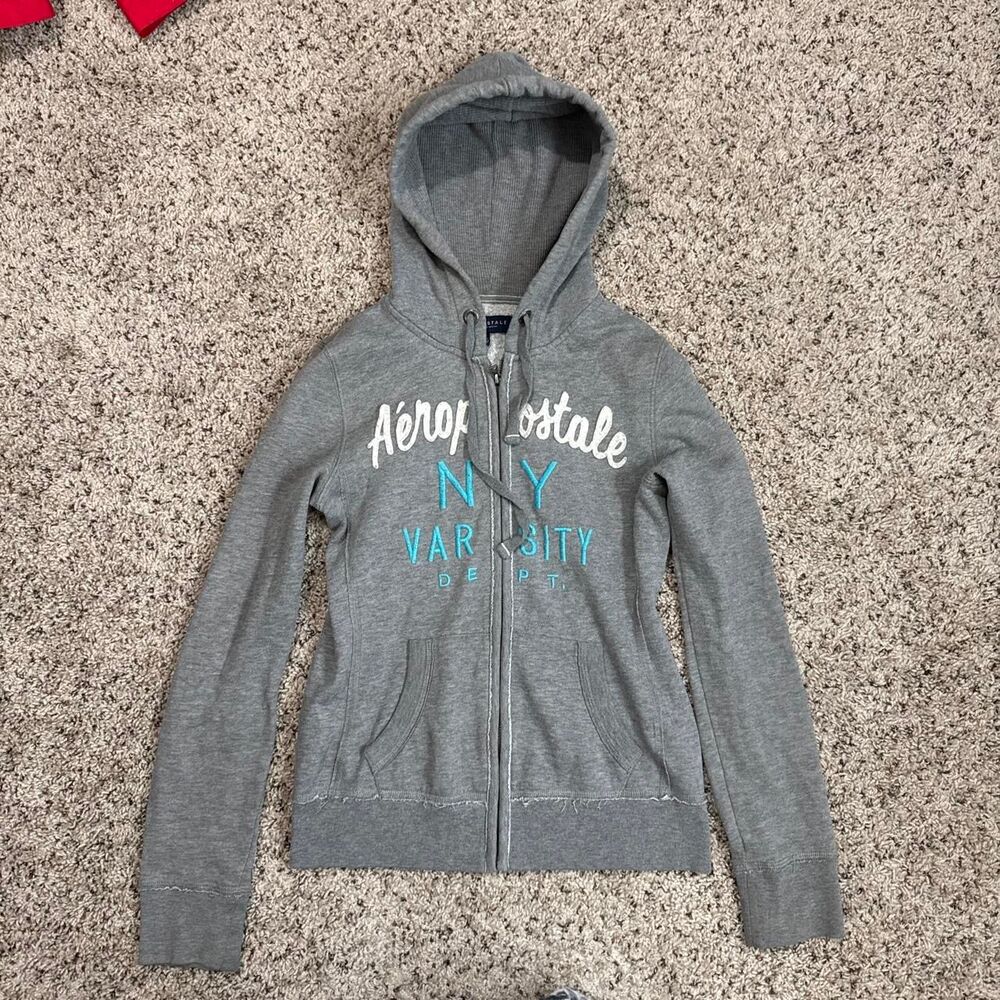 Aeropostale Women's Grey Hoodie